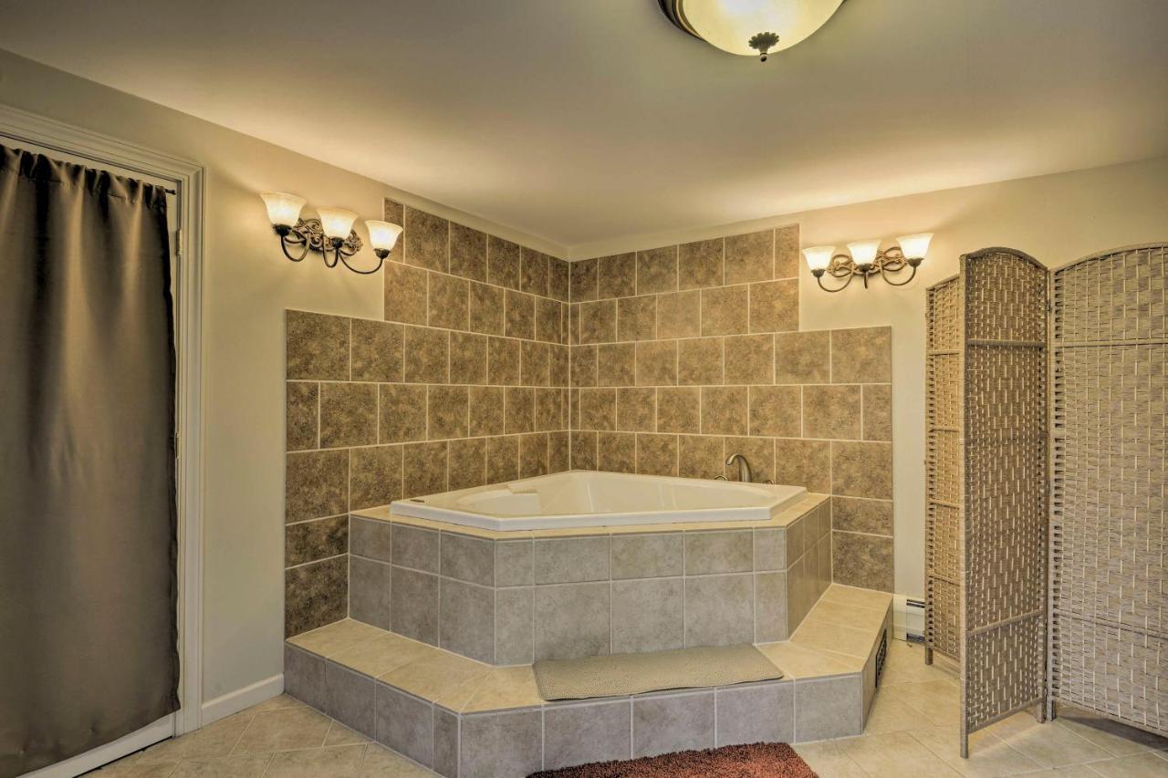 Spacious Home By Finger Lakes And Watkins Glen! Burdett Екстериор снимка