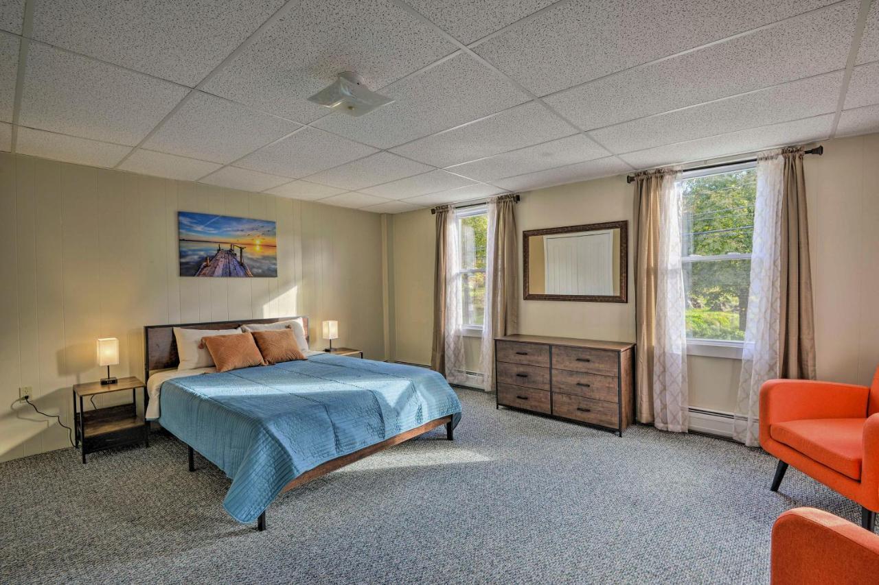 Spacious Home By Finger Lakes And Watkins Glen! Burdett Екстериор снимка