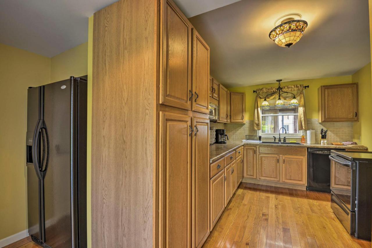 Spacious Home By Finger Lakes And Watkins Glen! Burdett Екстериор снимка