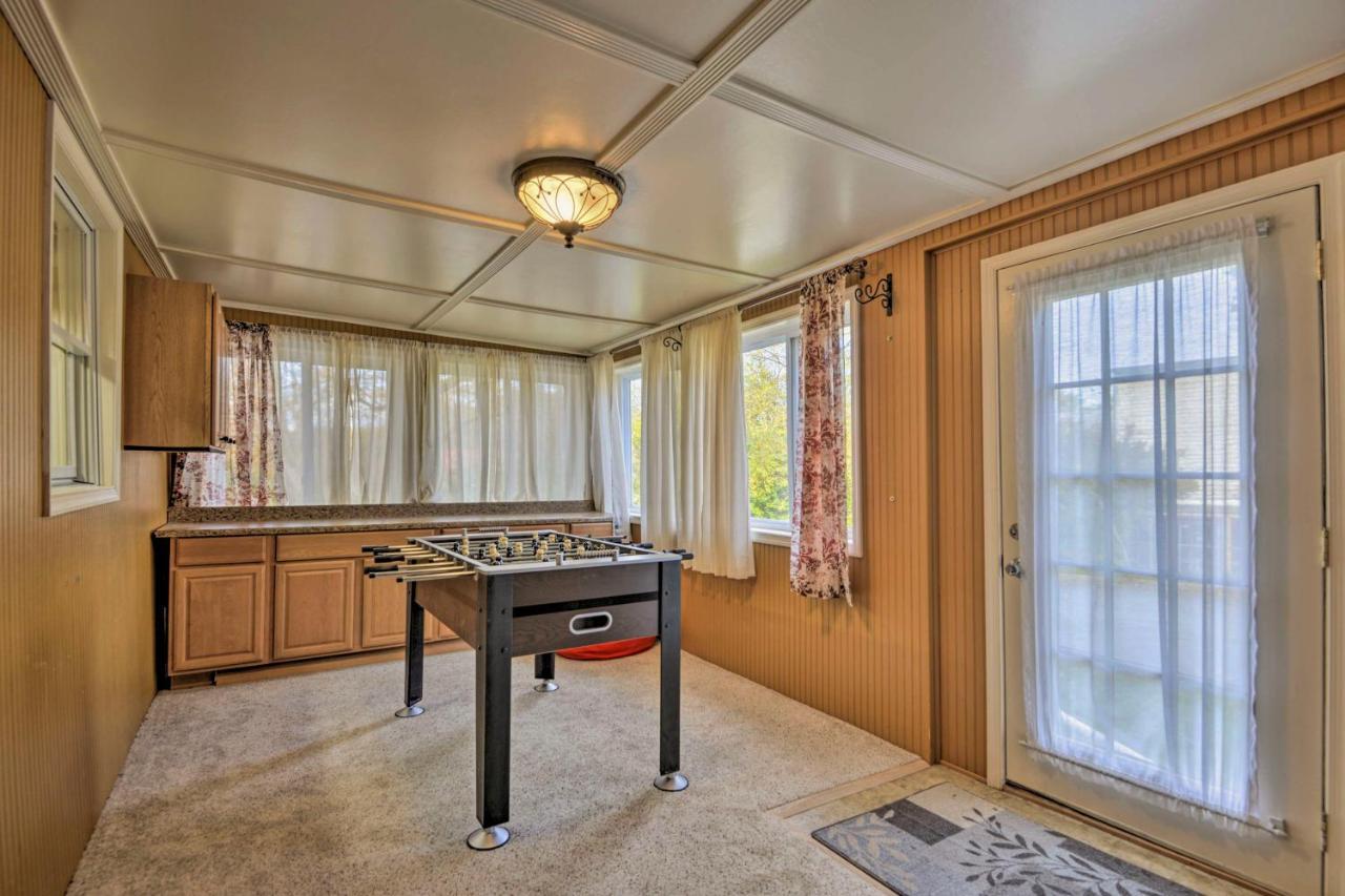 Spacious Home By Finger Lakes And Watkins Glen! Burdett Екстериор снимка